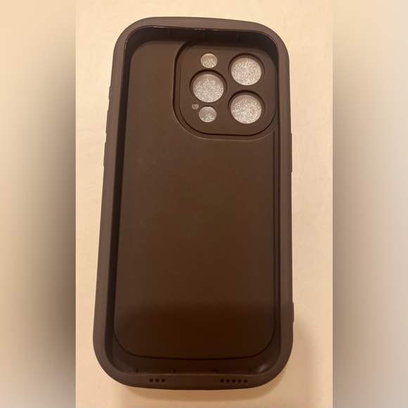 Iphonene 15 pro soft phone case bear & sweets charm with fluffy lanyard NWT - Picture 4 of 9